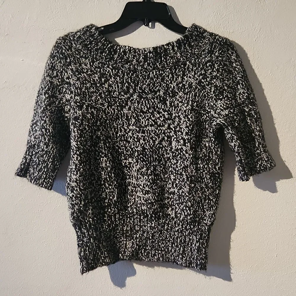 Worthington size medium short sleeve sweater